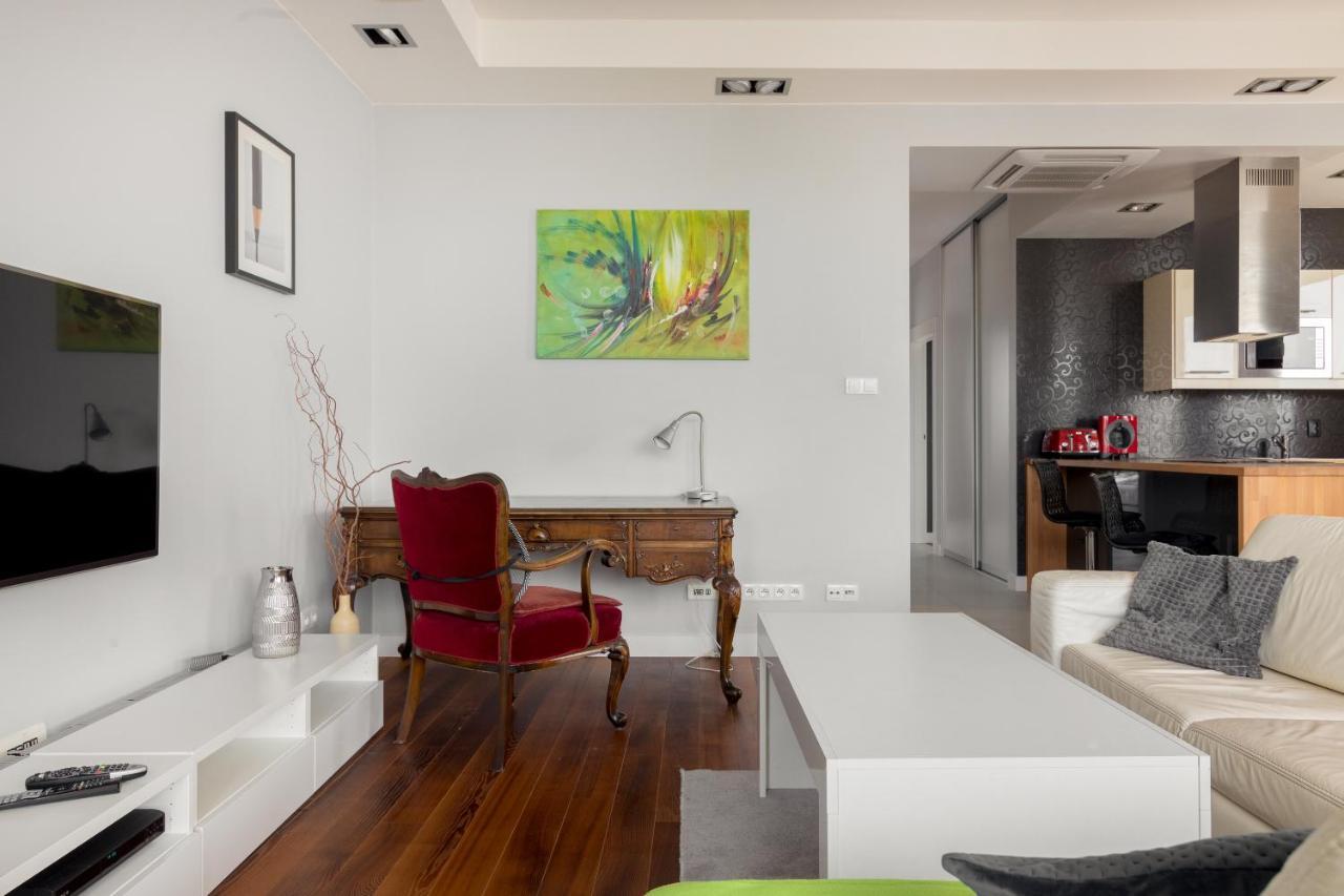 Hlonda Deluxe Apartment With Terrace Варшава Экстерьер фото
